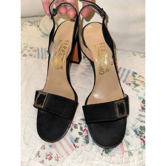 SALVATORE FERRAGAMO SLINGBACK BLACK SUEDE SANDALS WITH LOGO BUCKLE 7N - Picture 3 of 6